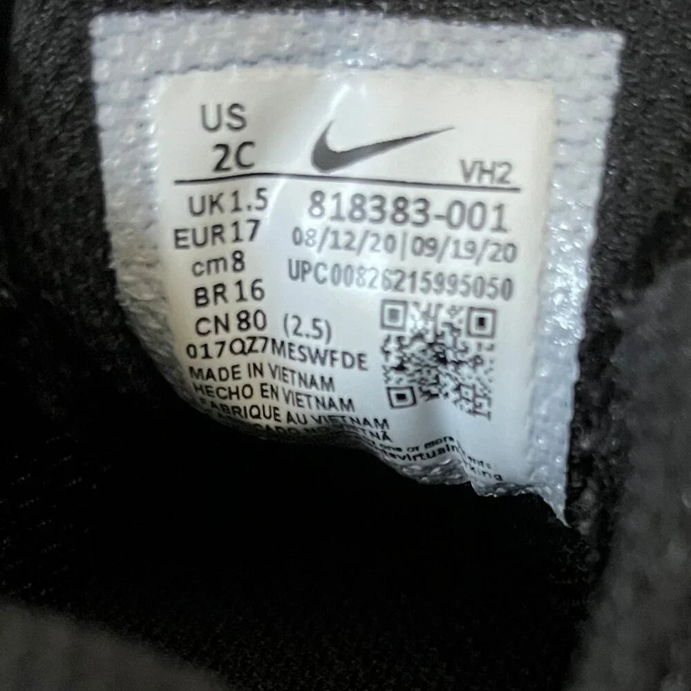Nike Kids Tanjun Black Shoes Sneakers Size 2C Style 818383-001